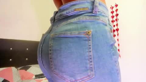 Snapshot of aleska_swarovski chatting on 02.26.25 Aleska 3 online show from 02.26.25