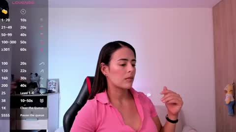 Snapshot of alessandramoreli chatting on 07.02.26 AlessandraMoreli Its my birthday online show from 07.02.26