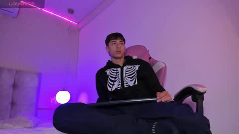 Alessandro Dybala online show from 01.25.25