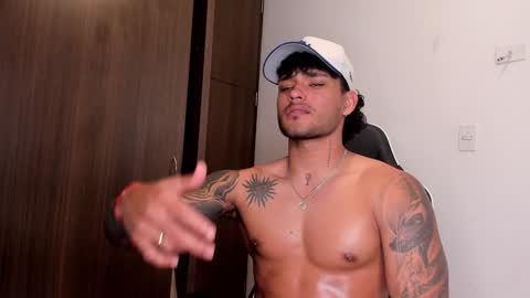 Alessandro Vanni online show from 01.24.25