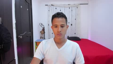 Snapshot of alessandro_wizard chatting on 01.21.25 Alessandro online show from 01.21.25