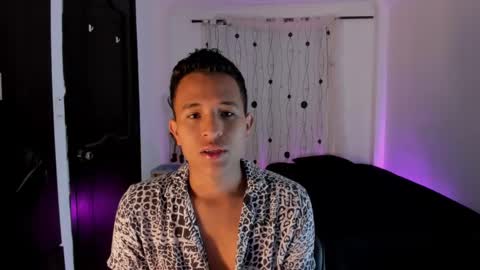 Snapshot of alessandro_wizard chatting on 01.25.25 Alessandro online show from 01.25.25