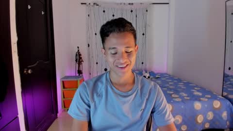 Snapshot of alessandro_wizard chatting on 02.11.25 Alessandro online show from 02.11.25