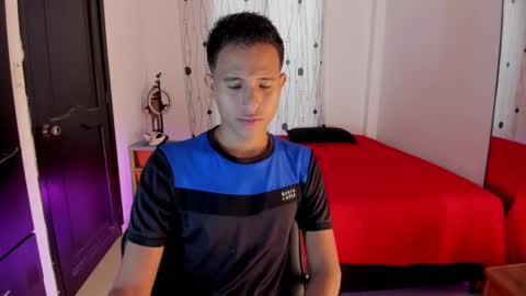 Snapshot of alessandro_wizard chatting on 02.17.25 Alessandro online show from 02.17.25