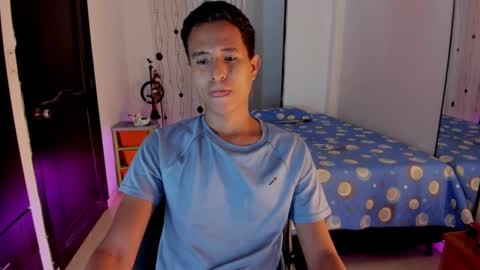 Snapshot of alessandro_wizard chatting on 03.10.25 Alessandro online show from 03.10.25