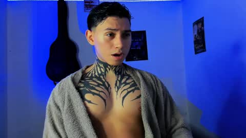 Snapshot of alessandro_wolf chatting on 01.07.25 Alessandro online show from 01.07.25