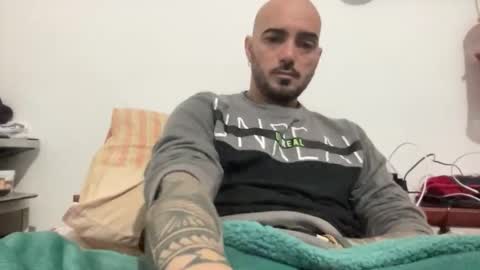 Snapshot of alessandromori91 chatting on 01.18.26 alessandromori91 online show from 01.18.26