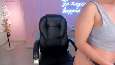 ALESSA ROMERO  online show from 02.26.25