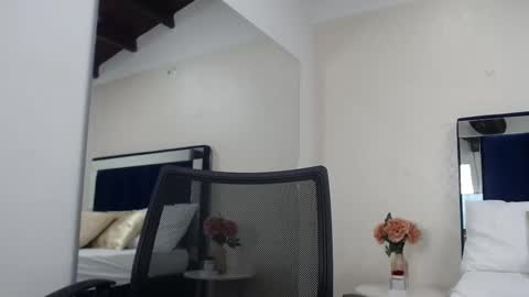 ALESSIA online show from 01.24.25