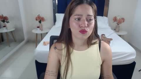 ALESSIA online show from 02.22.25