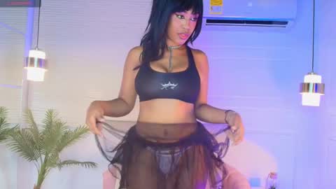 Alejandra  online show from 11.22.25