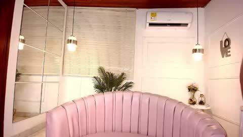 Alejandra  online show from 01.06.26