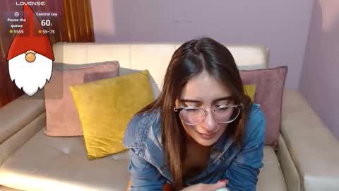 Alessia online show from 12.17.25