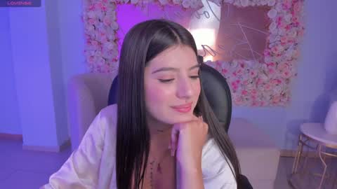 Snapshot of alessiacorleone_ chatting on 12.14.24 Alessia online show from 12.14.24