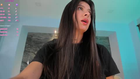 Snapshot of alessiacorleone_ chatting on 03.11.25 Alessia online show from 03.11.25