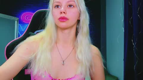 alessiacroft online show from 02.15.26