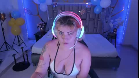 Alessia online show from 09.30.25