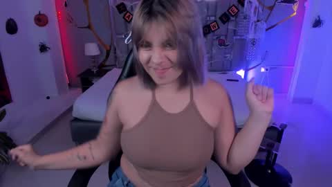 Alessia online show from 10.30.25