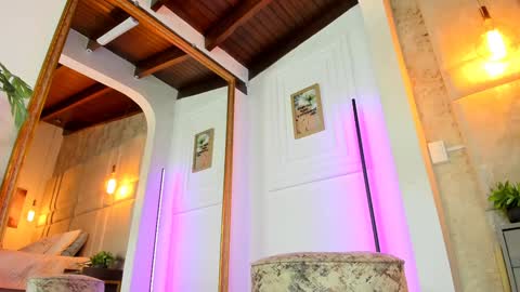 Alessia online show from 02.04.25