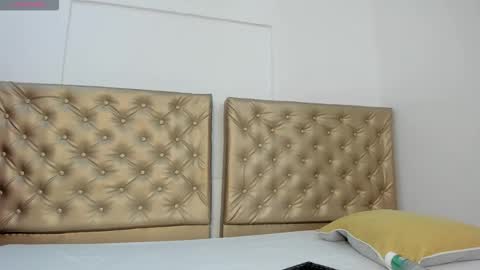 alessiiaa online show from 11.18.25