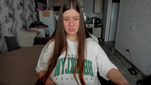 Aletta Oushen online show from 11.13.25