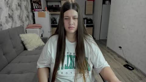 Aletta Oushen online show from 12.02.25