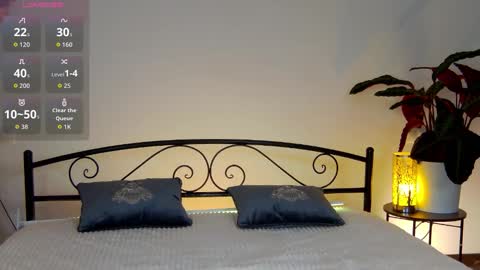 Emi online show from 09.15.25