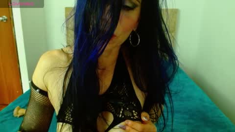 Snapshot of alettallove chatting on 05.18.26 alettallove online show from 05.18.26