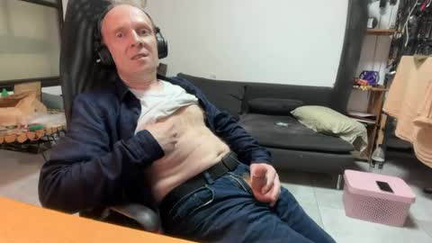 alex125223 online show from 08.01.26