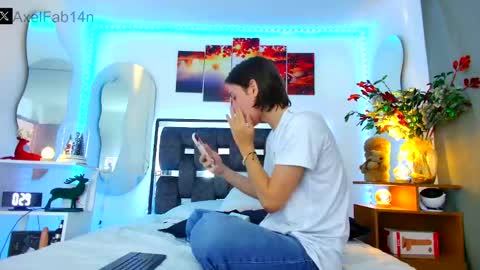 sneider online show from 01.14.25