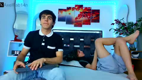 sneider online show from 01.15.25