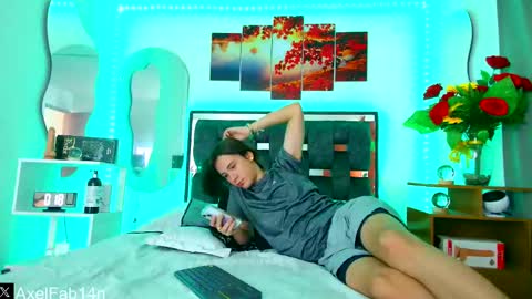 sneider online show from 01.29.25