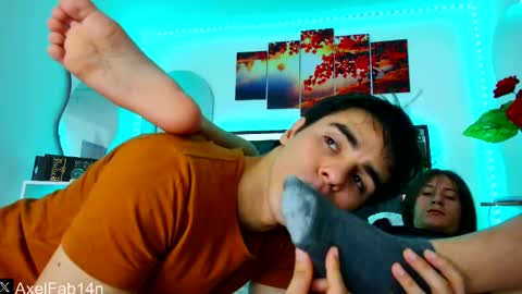 sneider online show from 02.22.25