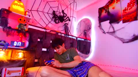 sneider online show from 10.30.25