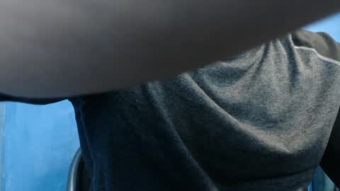 Snapshot of alex_blu chatting on 04.15.26 Alex online show from 04.15.26