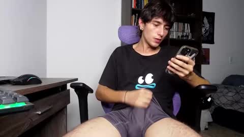 Snapshot of alex_connorr chatting on 11.06.25 alex_connorr online show from 11.06.25