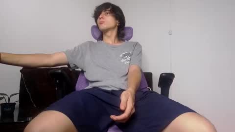 Snapshot of alex_connorr chatting on 04.19.26 alex_connorr online show from 04.19.26