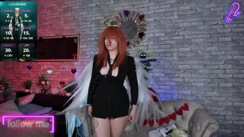 Snapshot of alex_howell chatting on 02.03.25 alex_howell online show from 02.03.25