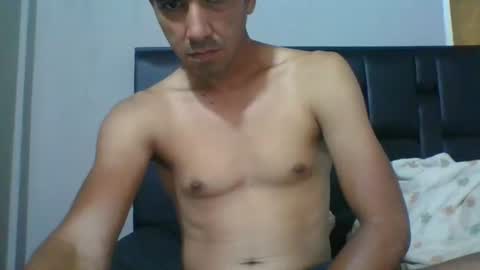 Snapshot of alex_m1992 chatting on 06.15.26 alex_m1992 online show from 06.15.26