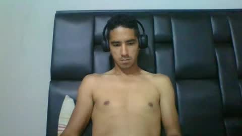 Snapshot of alex_m1992 chatting on 06.16.26 alex_m1992 online show from 06.16.26