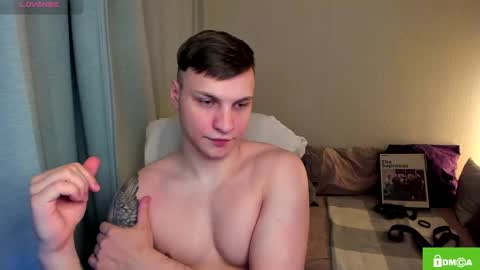 Snapshot of alex_milson chatting on 04.19.26 alex_milson online show from 04.19.26