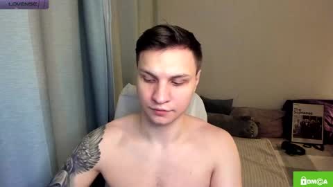 Snapshot of alex_milson chatting on 05.27.26 alex_milson online show from 05.27.26