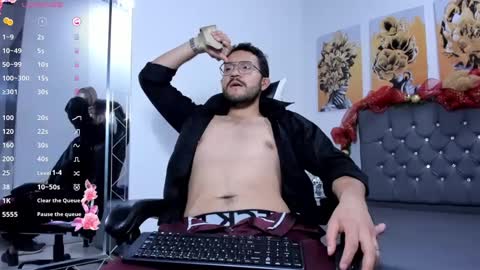 Snapshot of alex_oconner69 chatting on 12.28.24 ALEX online show from 12.28.24