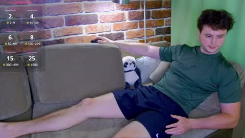 Snapshot of alex_onelove chatting on 06.28.26 Alex online show from 06.28.26