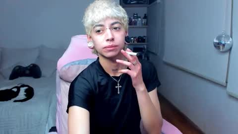 Snapshot of alex_poett chatting on 03.03.26 Residente0xxx online show from 03.03.26