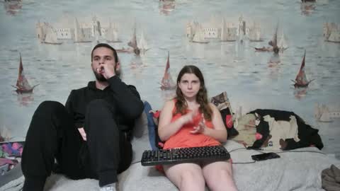 Alex and Sarah online show from 10.04.25