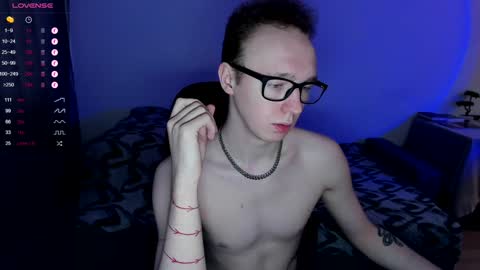 Snapshot of alex_silent chatting on 12.15.24 alex_silent online show from 12.15.24