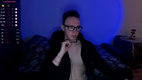 Snapshot of alex_silent chatting on 01.10.25 alex_silent online show from 01.10.25
