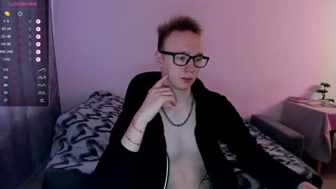 Snapshot of alex_silent chatting on 01.29.25 alex_silent online show from 01.29.25
