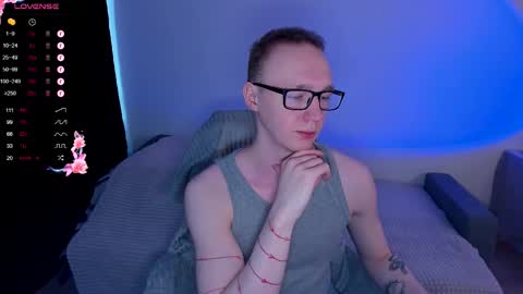 Snapshot of alex_silent chatting on 10.24.25 alex_silent online show from 10.24.25